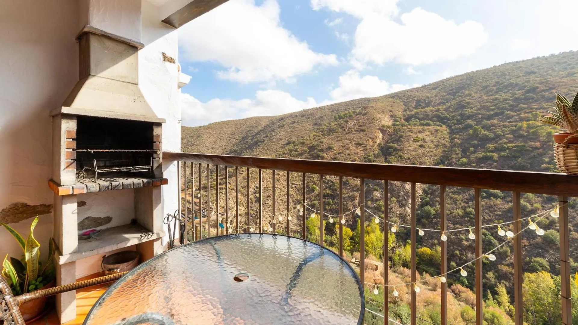 Holiday home La Casa Al Reves Villa Laroya